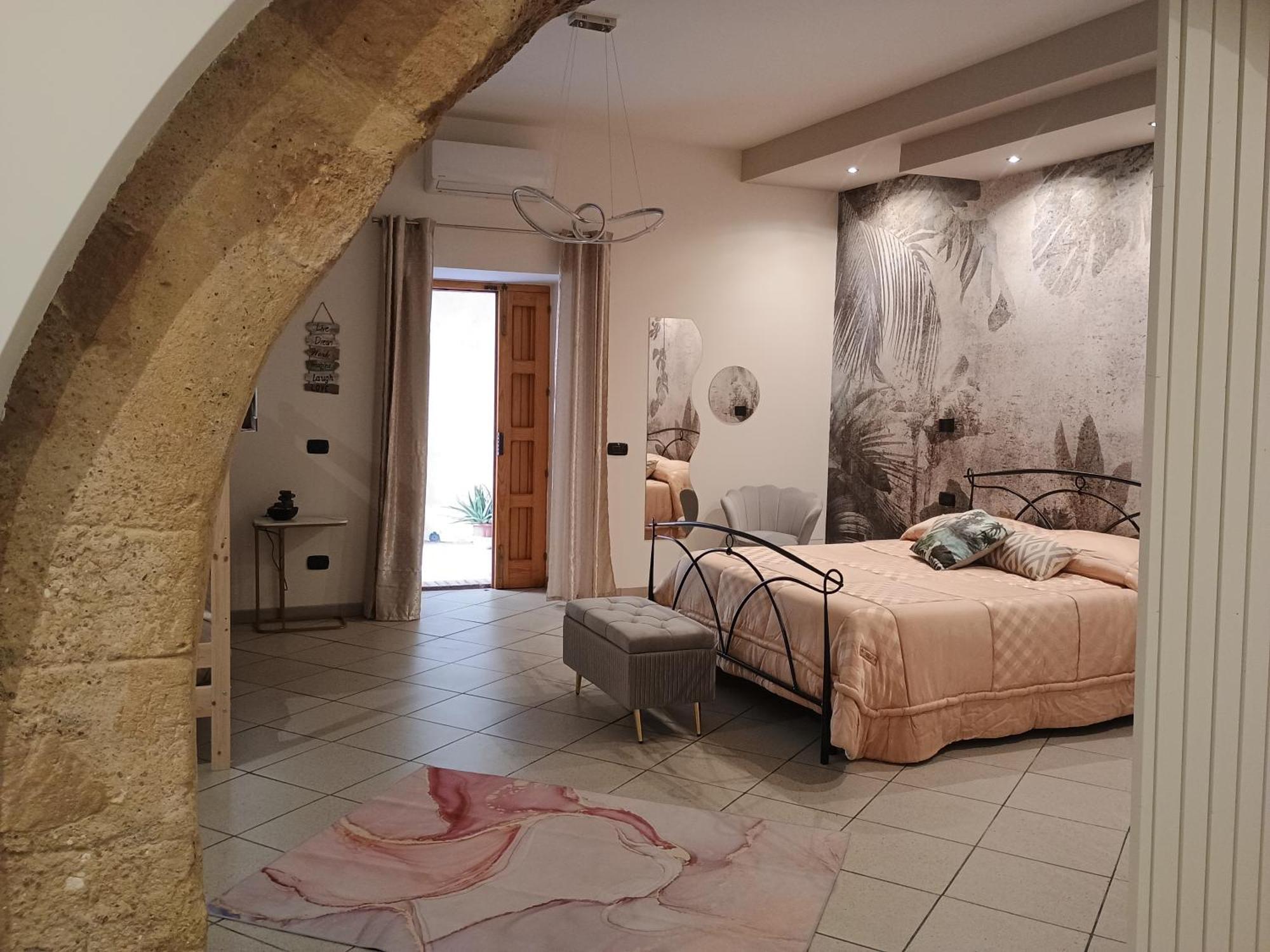 Al Vico Bartoli Suite Room Mazzarino Exterior foto